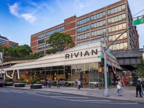 Exterior of luxury retail store build at the High Line development in New York City completed by DDB Contracting for Alfieri Property Management