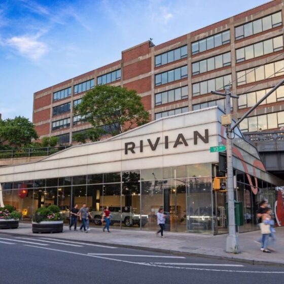 Exterior of luxury retail store build at the High Line development in New York City completed by DDB Contracting for Alfieri Property Management